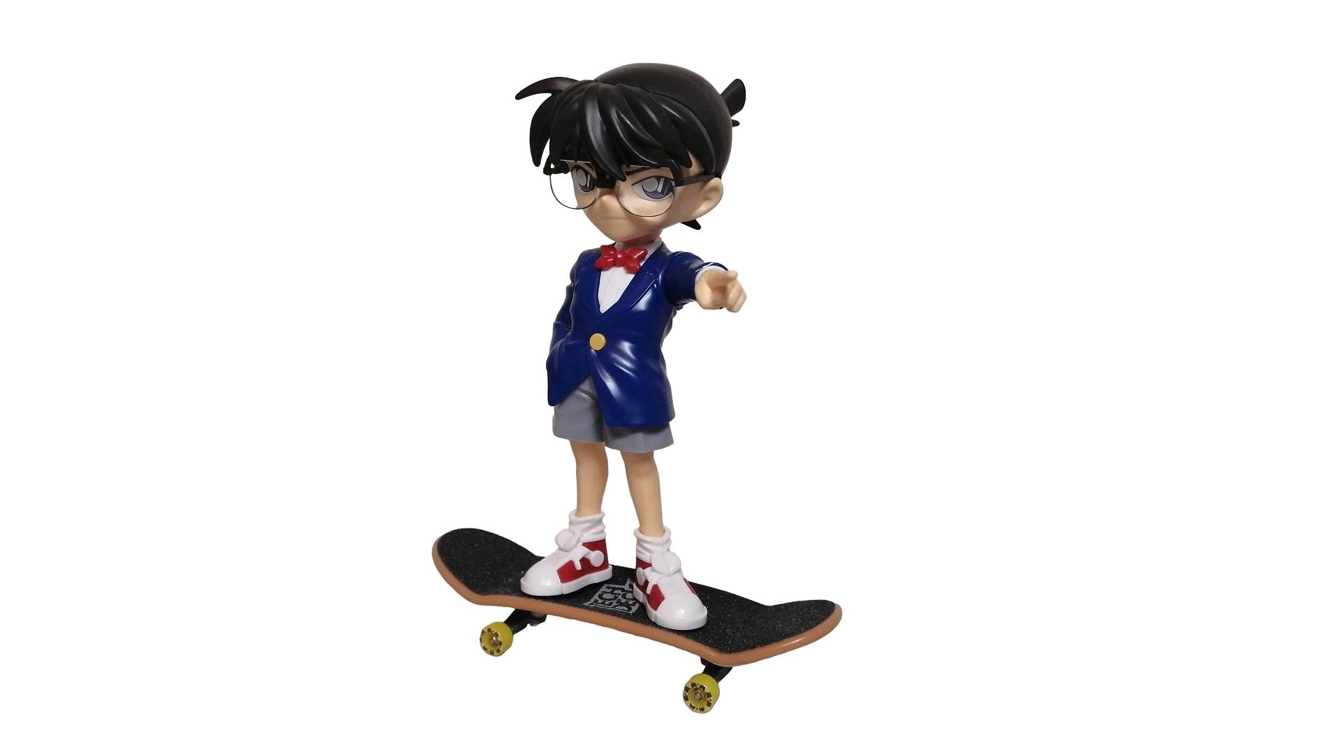 EG Conan Edogawa with Skateboard (Assembled) CAD$12
